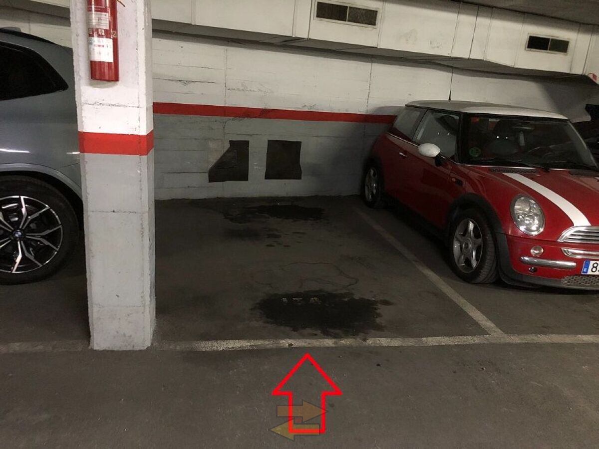 Parking coche pequeño o mediano Sitges centro (Oasis)